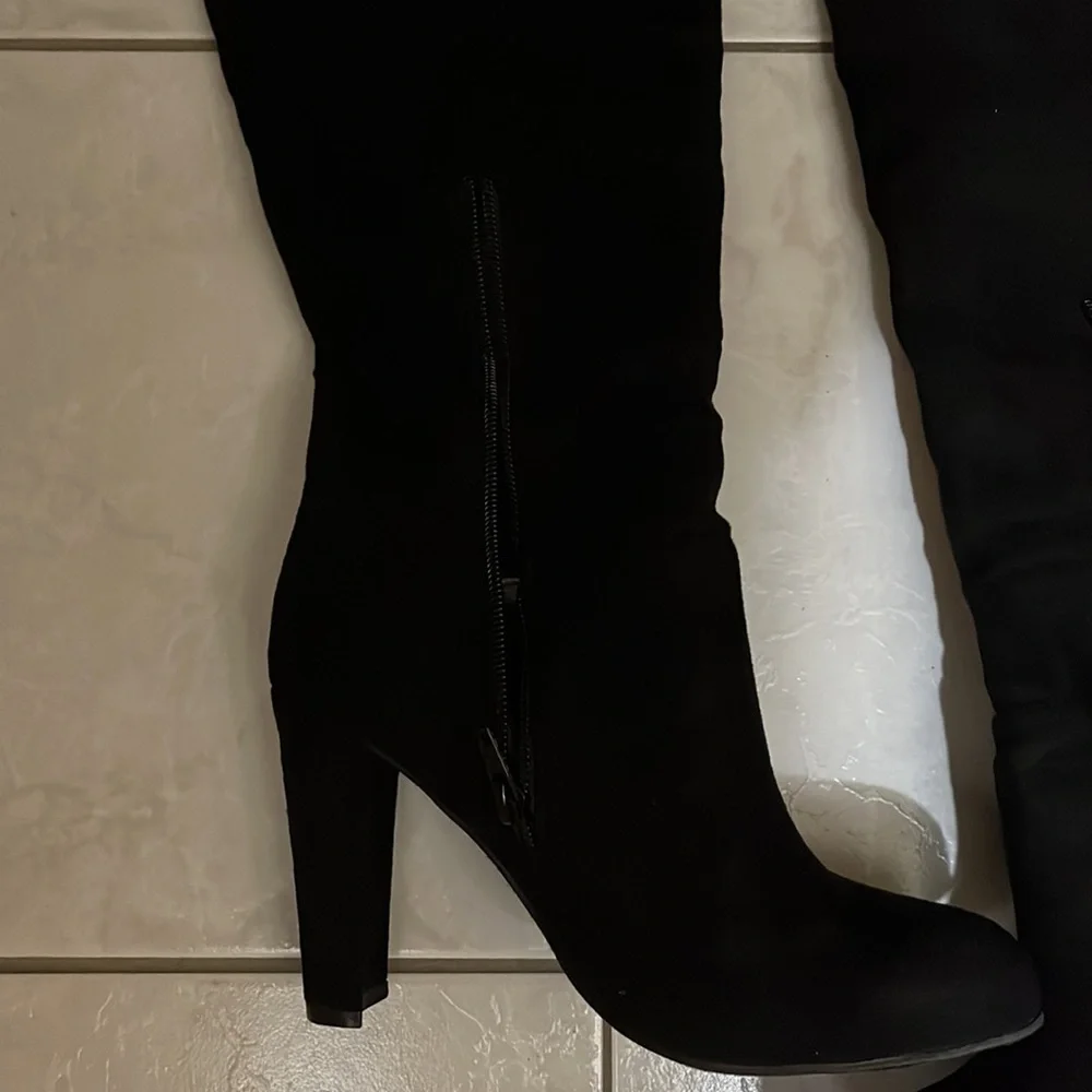 Over the Knee Boots size 7 - Picture 4 of 4